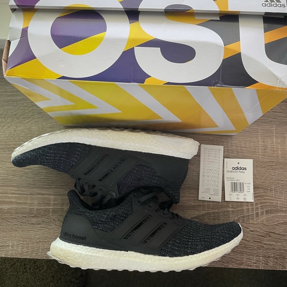 PARLEY x ULTRABOOST ‘Deep Ocean Blue’ main image 5
